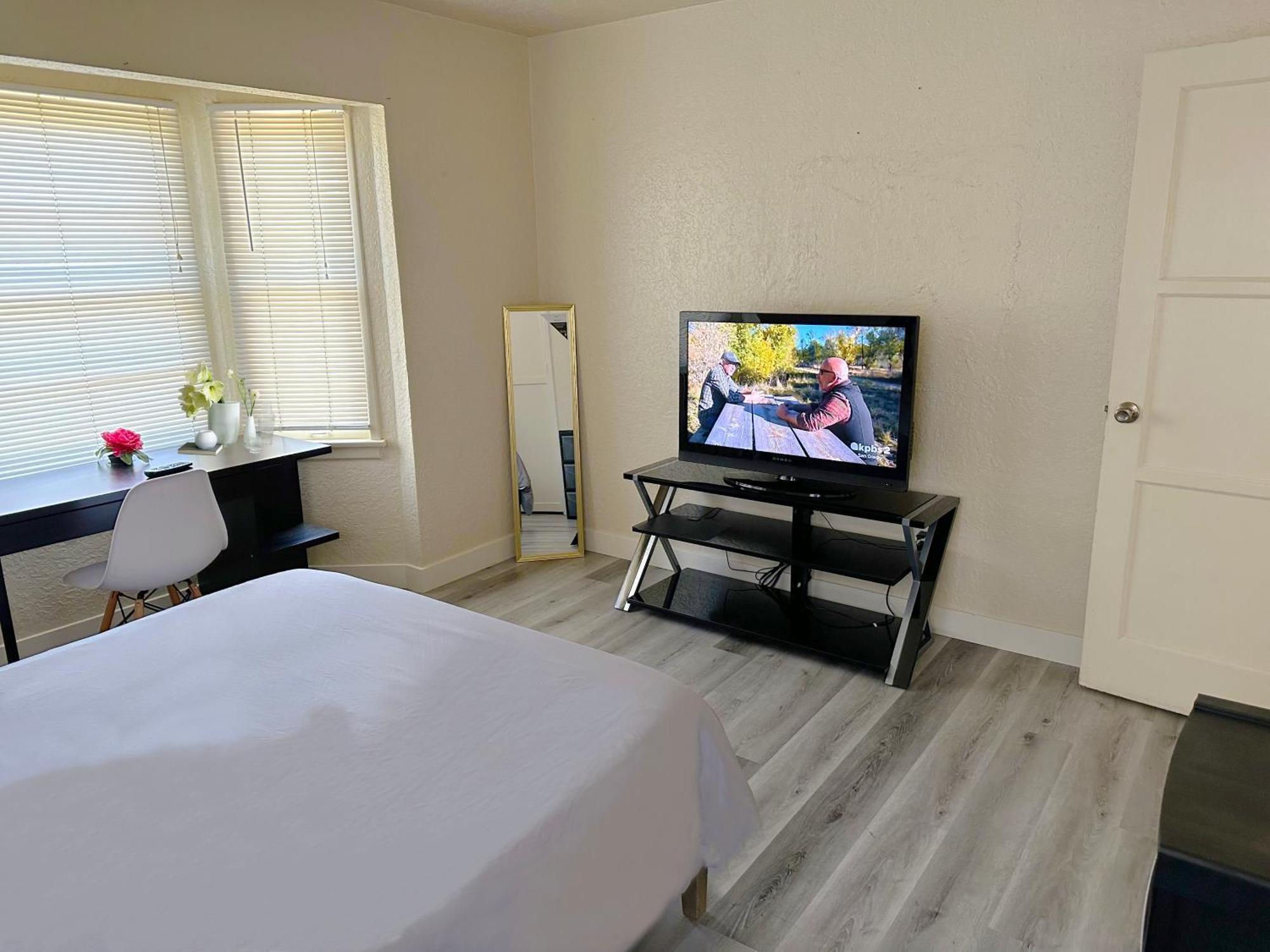 Entire Lovely 3-Bedroom Home W Yard, Parking Chula Vista Extérieur photo